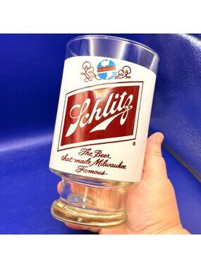 Vintage Schlitz 32 oz Beer Tumbler Glass Logo Mug The Beer Made Milwaukee Famous